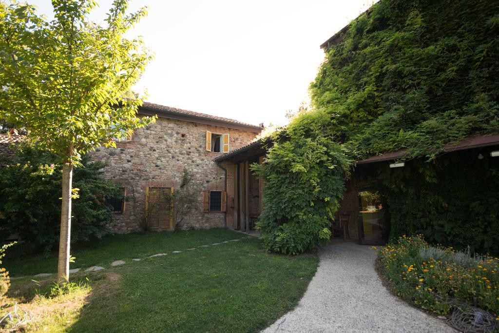 Locanda Dei Melograni Gossolengo Εξωτερικό φωτογραφία